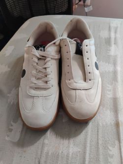 Mickey Mouse White Low-Top Sneakers