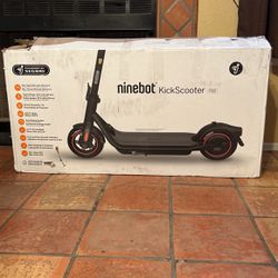 NineBot KickScooter 