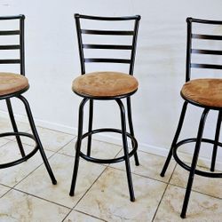 Bar Stools - set Of 3 - 15$ Each