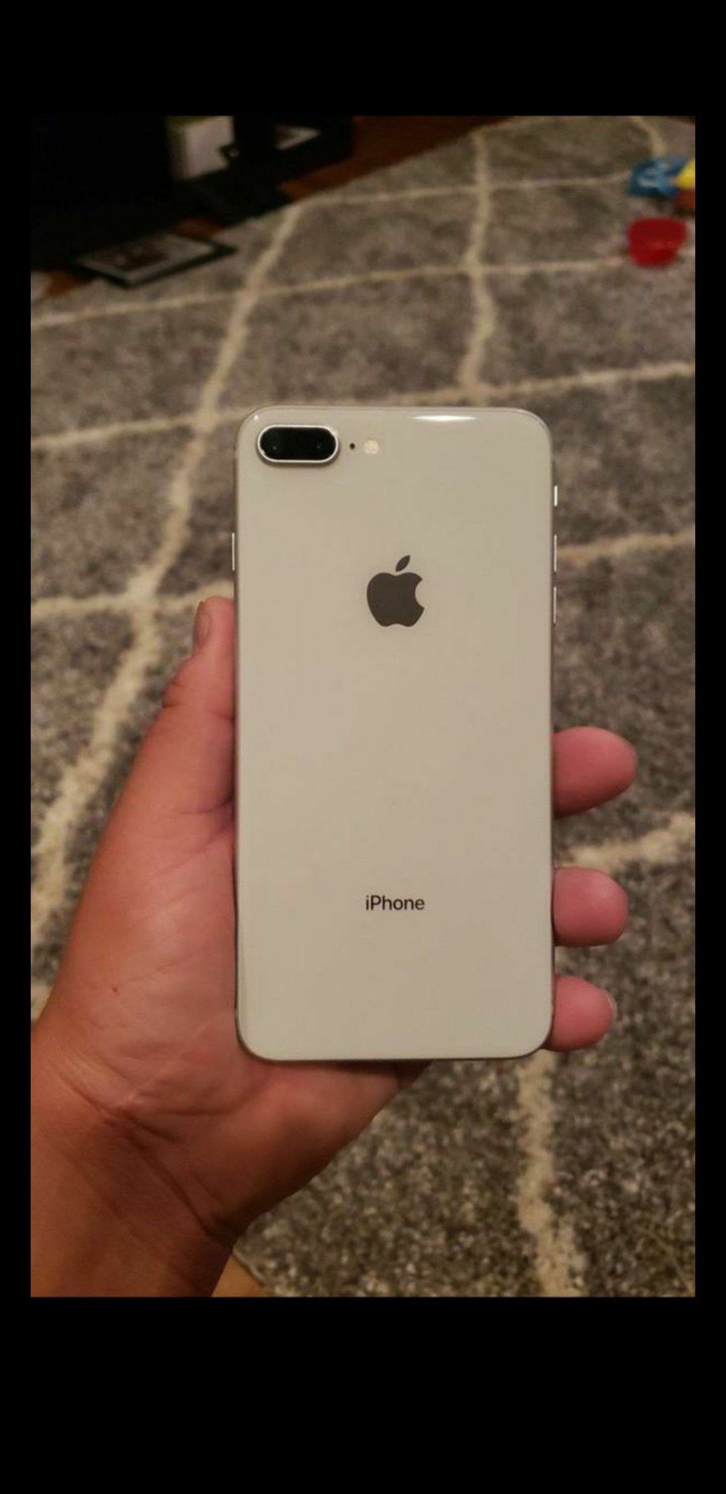 iPhone 8 Plus Mint Condition Unlocked