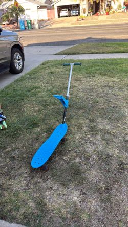 Ookkie Learner Skateboard with Handle