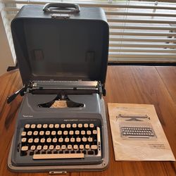 Mid Century 1960s Rare Cursive Script Manual Remington Personal Riter Typewriter 