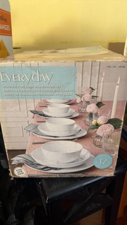 Brand new 12 piece classic all white dinner set