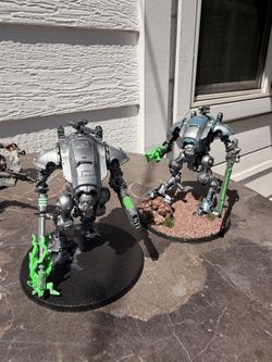 Two Armiger Warglaives