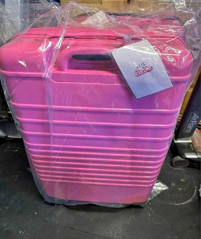 Sturdy Travel Cases for Easy, Hassle-Free Trips! skill consider