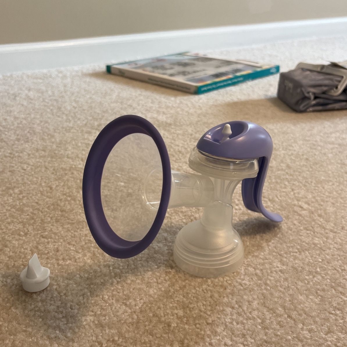 Handheld Breast Pump With Bottle