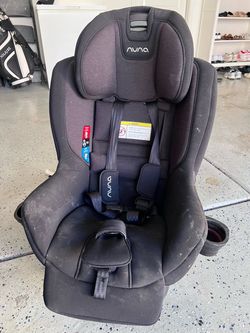 Nuna RAVA Convertible Car Seat – Black