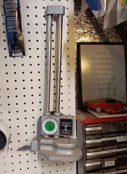 Measuring hight gauge