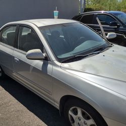 2001 Hyundai Elantra