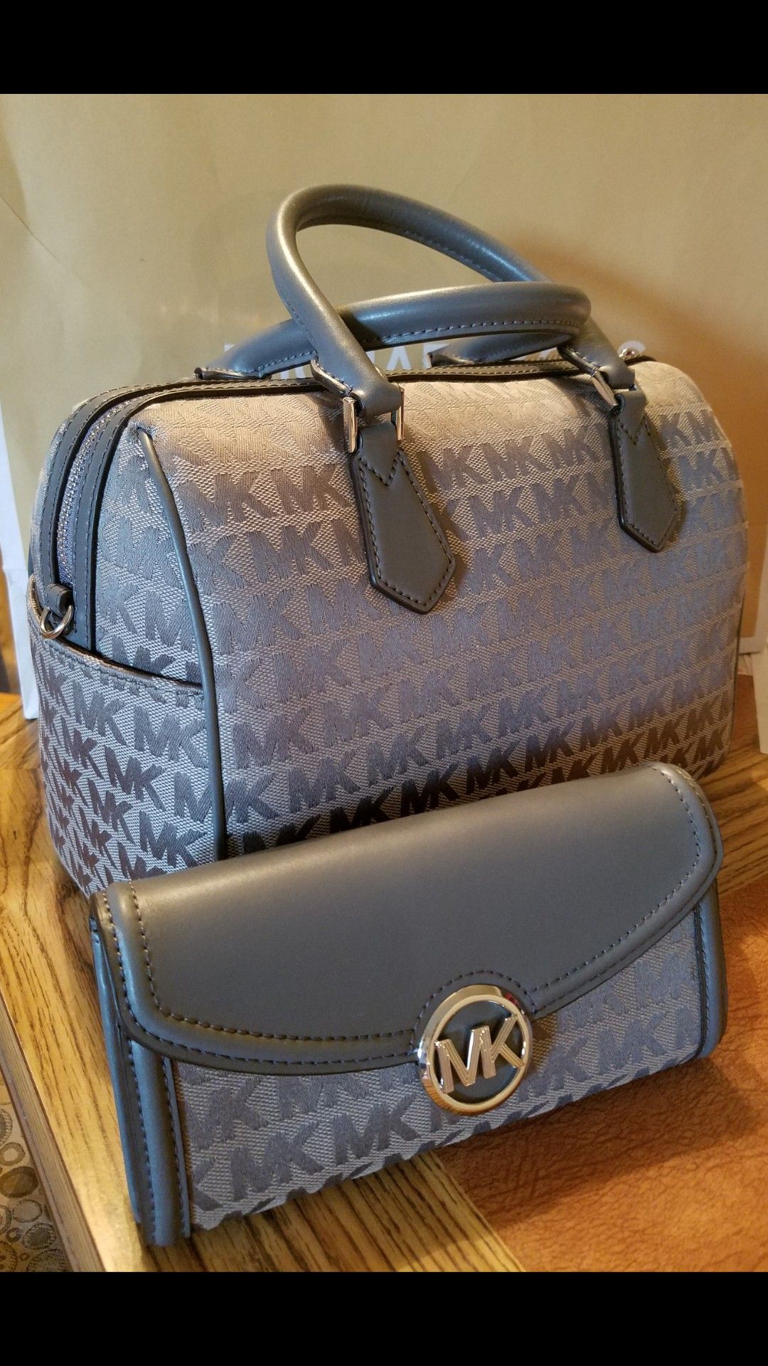 Michael Kors Purse & Wallet set