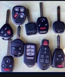 Llaves Y Controles Para Carros Keys And Fobs Most Models Incluye Programacion