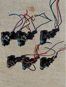 Nissan fuel injectors