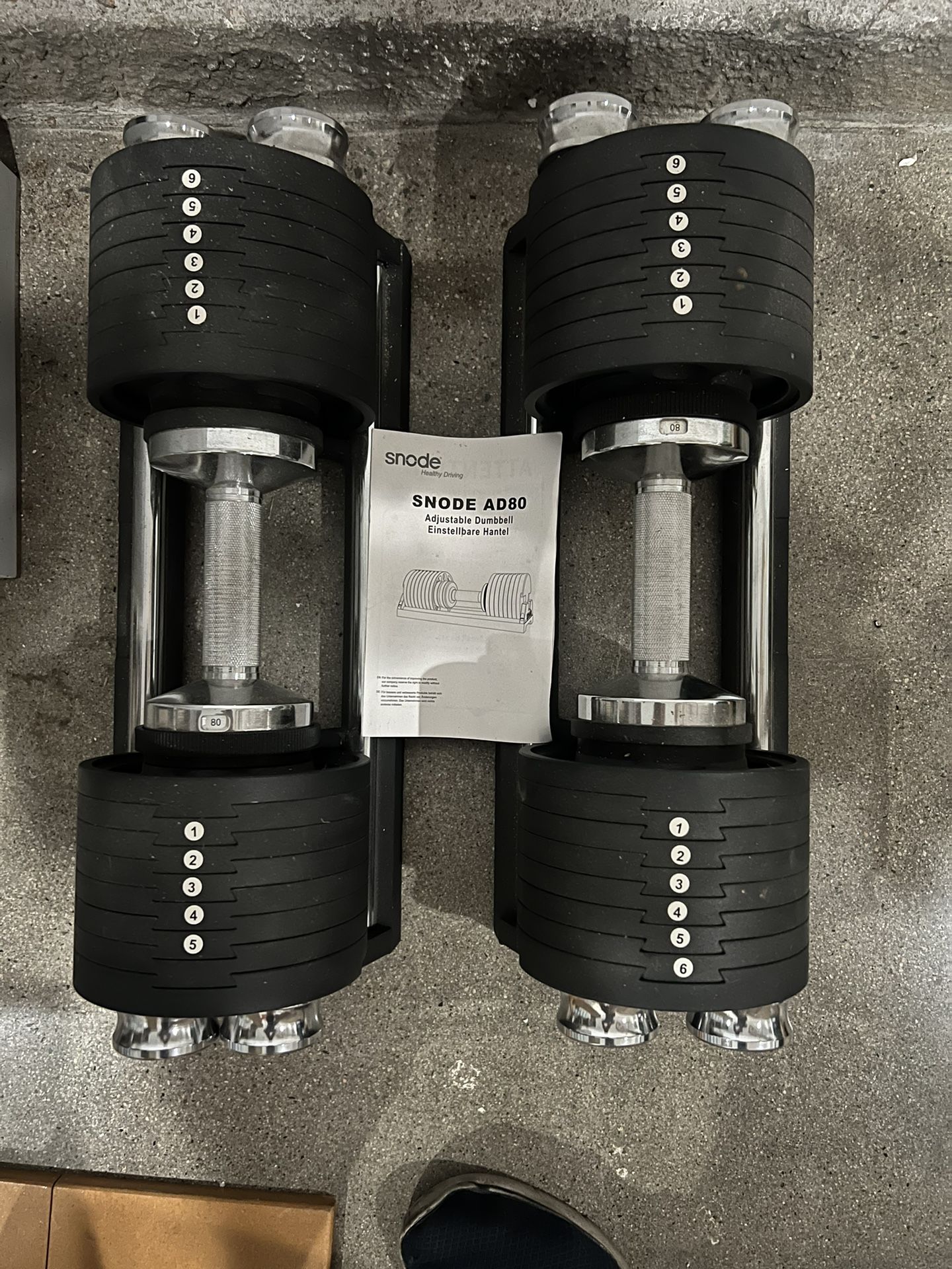 Snode AD80 Adjustable Dumbbells. 10-80 Lbs