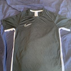 NIKE Y M