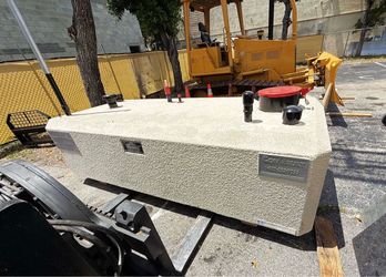 51209A4 TANK DIESEL PORTABLE 500 GLS 2012 STEEL IN REINFORCED CONCRETE.