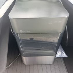 GE Opal Nugget Ice Maker