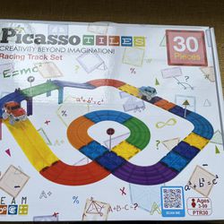 NEW Picasso Magnetic Tiles Race Car Track With 2 Cars 30 Pieces NIB