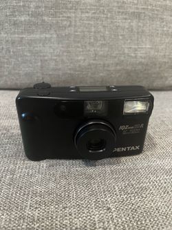 Pentax IQ Zoom 60-R camera