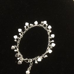 HEARTS ♥️ ♥️♥️♥️ BRACELET, NEW