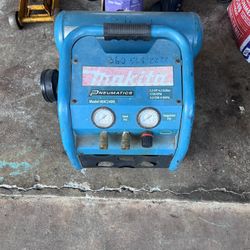 makita Air Compressor 