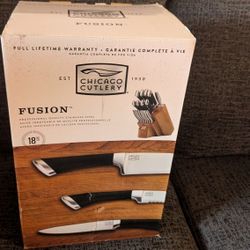 18 Piece Knife Set, *Brand New*