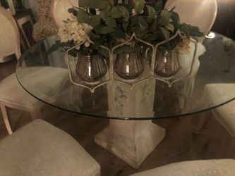 Pretty table decor