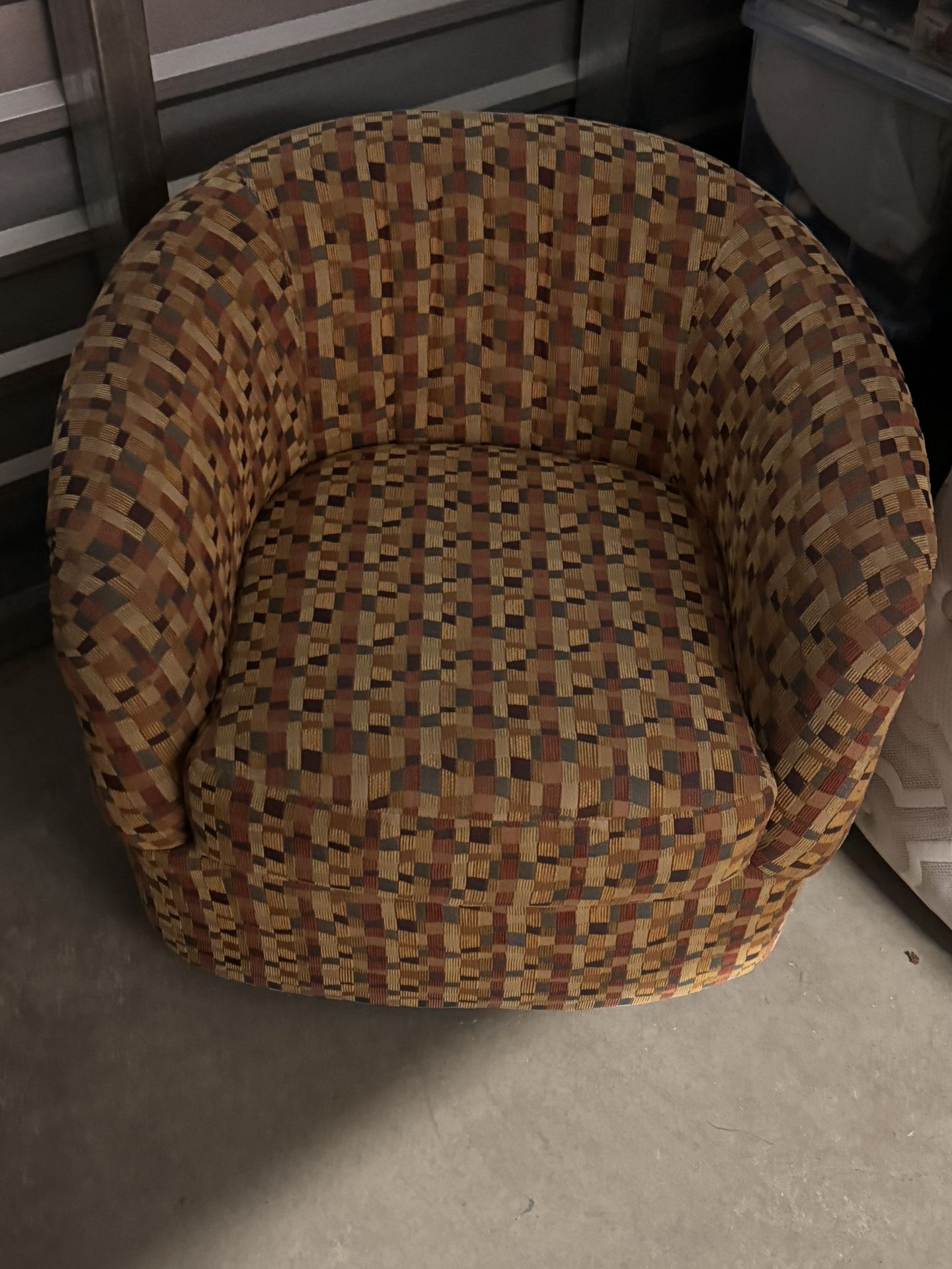 Barrel Chair