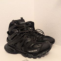 Balenciaga Track Hike