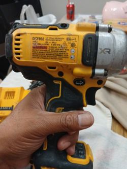 DEWALT 20V XR