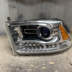 2013 2014 2015 2016 2017 2018 Dodge RAM 1(contact info removed) Left Driver Side Headlight OEM