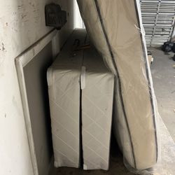 King Bed 