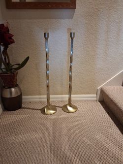 Beautiful Elegant Candle Holders 