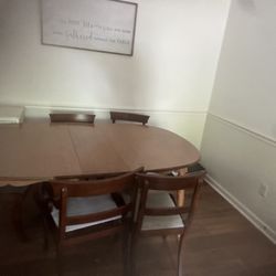 Brown Table With 6 Chairs