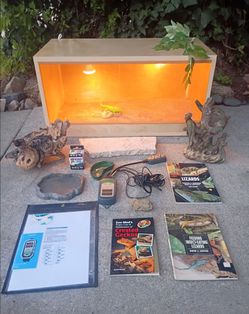 Reptile Tank Natural Wood Lighted 31 1/2" W X 16" D X 15 1/2
