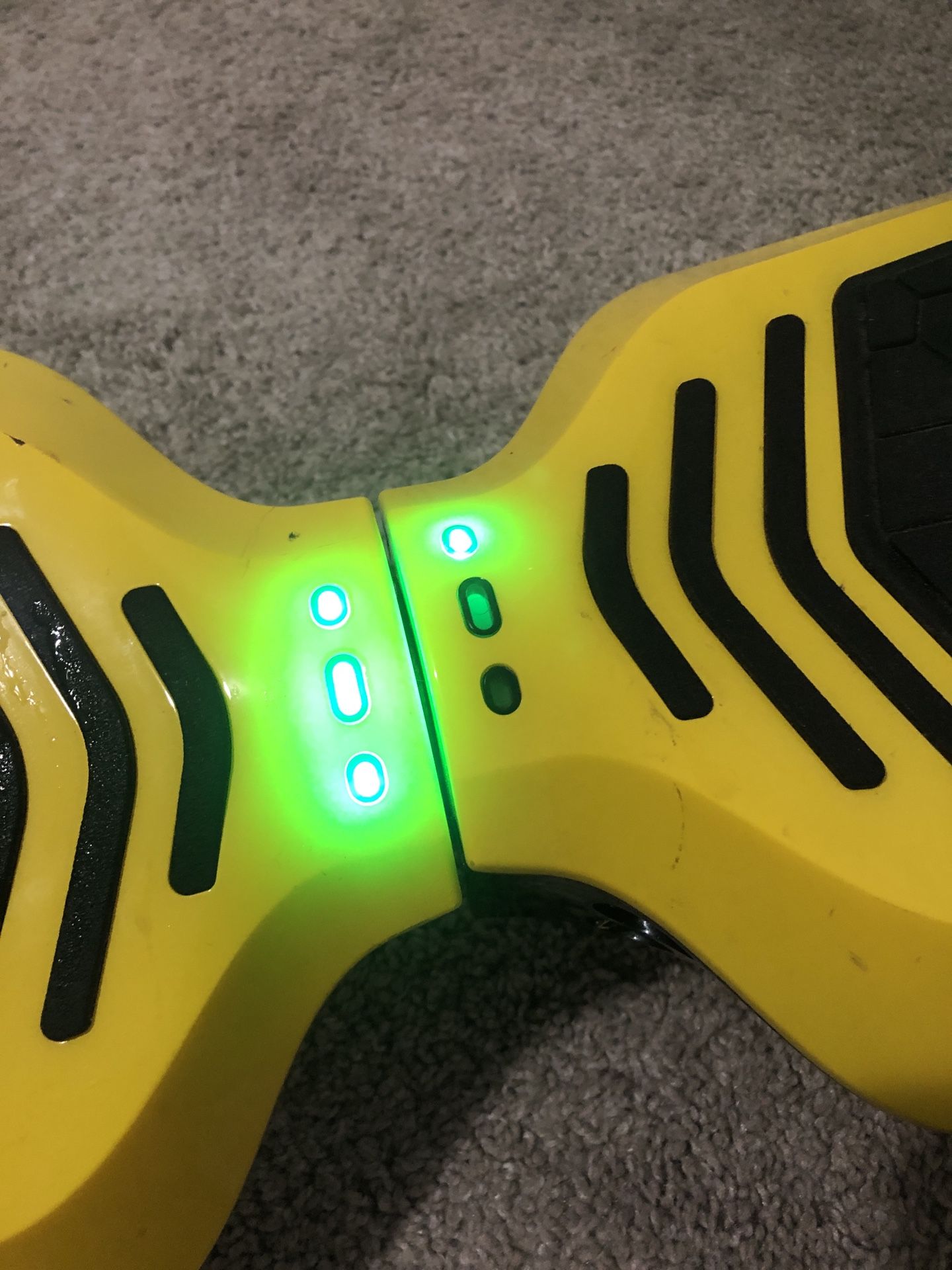 Lamborghini Hoverboard – Bluetooth, Engine Sound, Charger Included
