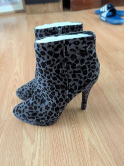 Women's Leopard Print Boots Size 8