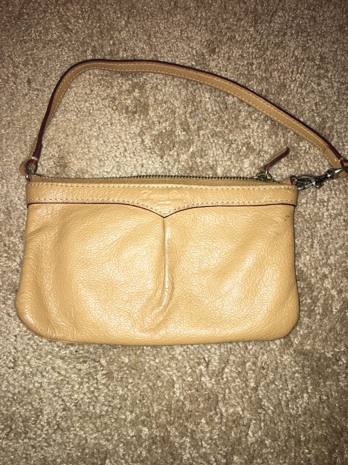 Dooney & Bourke wristlet