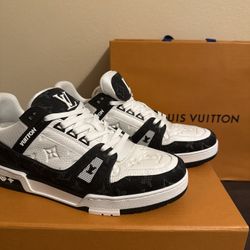 Louis Vuitton Trainers Black/White