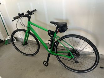 Cannondale Quick 4 Hybrid Bike | Small | Barely Ridden