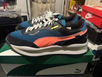 Puma Style Rider Blue/Pink Shoe Size 13