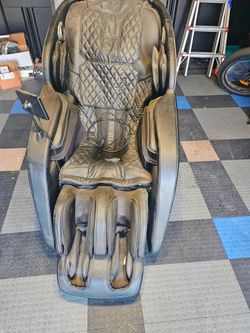 Kahuna EM-Arete Massage Chair