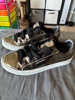 Skechers Metallic Silver Low-Top Sneakers