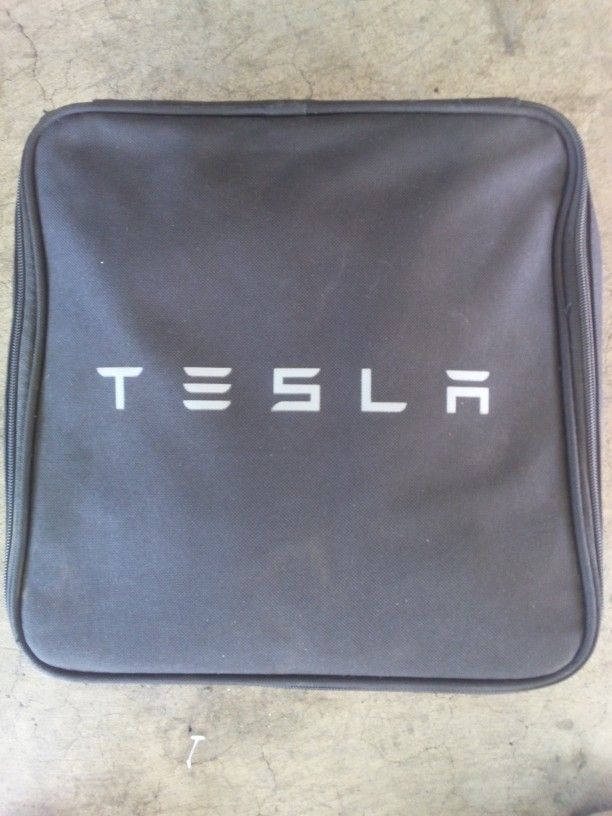 Tesla Y 3 S X Gen 2 Mobile Connector charger UMC charging cable cord OEM