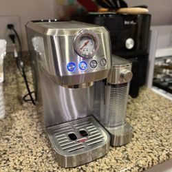 Casabrews 3700Pro Espresso Machine