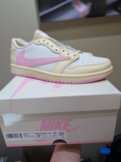 Dead Stock New Jordan 1 Travis Scott Shy Pink Lows Size 8.5