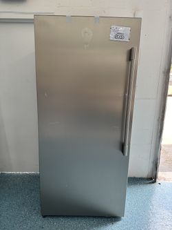 New freezer Frigidaire Professional New With Warranty