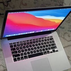 Apple MacBook Pro 15” Retina Quad Core I7, 16GB RAM 500GB SSD$275