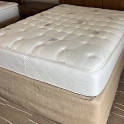 Queen mattress And Box Spring
