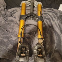 ohlins 30in forks with brembo brakes