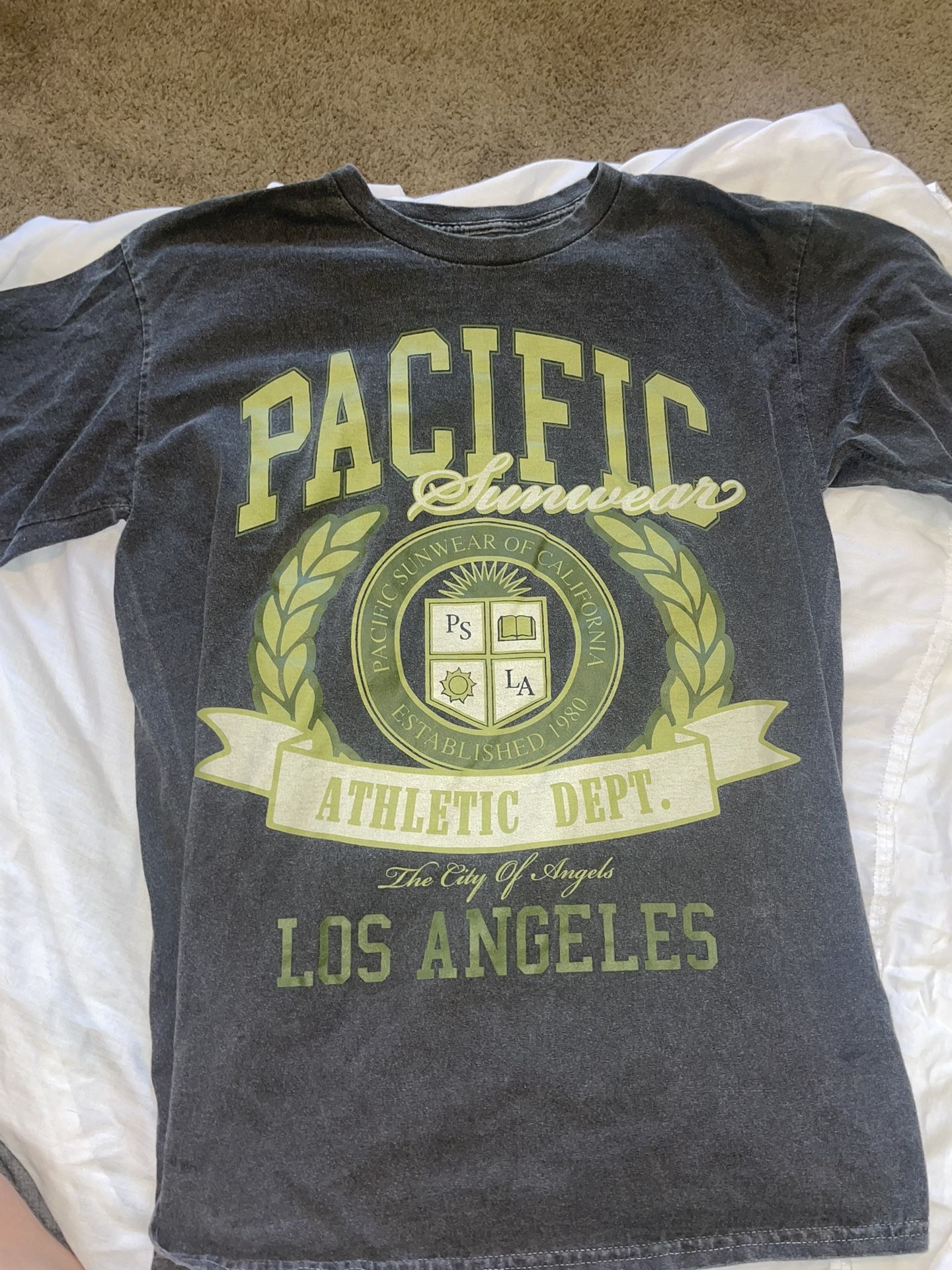 pacific sunwear cali tee sz medium pacsun